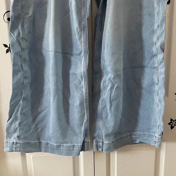American Eagle Stretch Super High-Rise Baggy Wide Leg Jeans Size 18 Regular - Picture 4 of 9